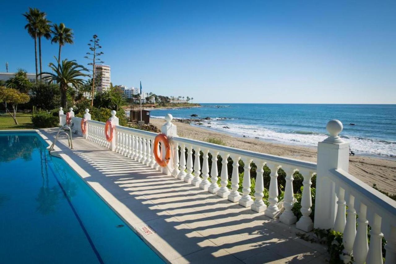Holidays2Mijas Costa Lubina Del Sol Frontline Beach, Pool, Terrace, Seaview & Parking Sitio de Calahonda Kültér fotó